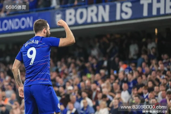 懂球妹采访:她是切尔西球迷,最喜欢阿扎尔和坎特 懂球妹采访:她是切尔西球迷,最喜欢阿扎尔和坎特